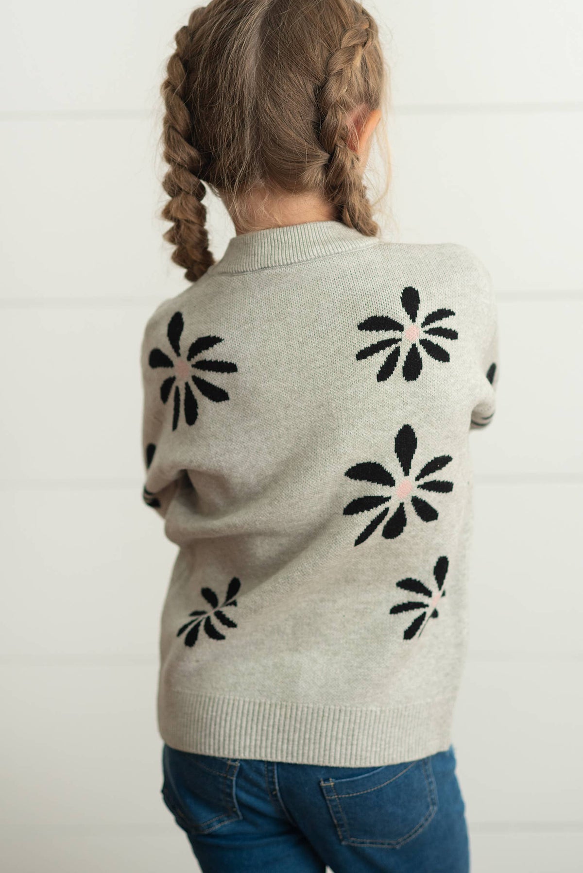 Kids Light Gray Flower Crew Neck Fall Winter Sweater